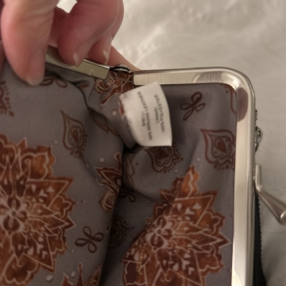 Hobo black leather wallet, new. - Picture 8 of 10